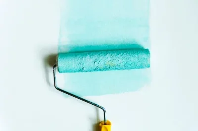 Peinture intérieure à Méolans-Revel — murs, plafonds et boiseries